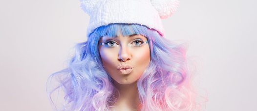 文章样式二：顶部大图+小图